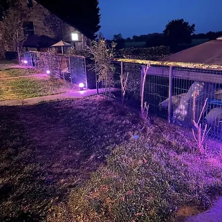 Maison Au Calme Pour 12 Personnes Dom wakacyjny